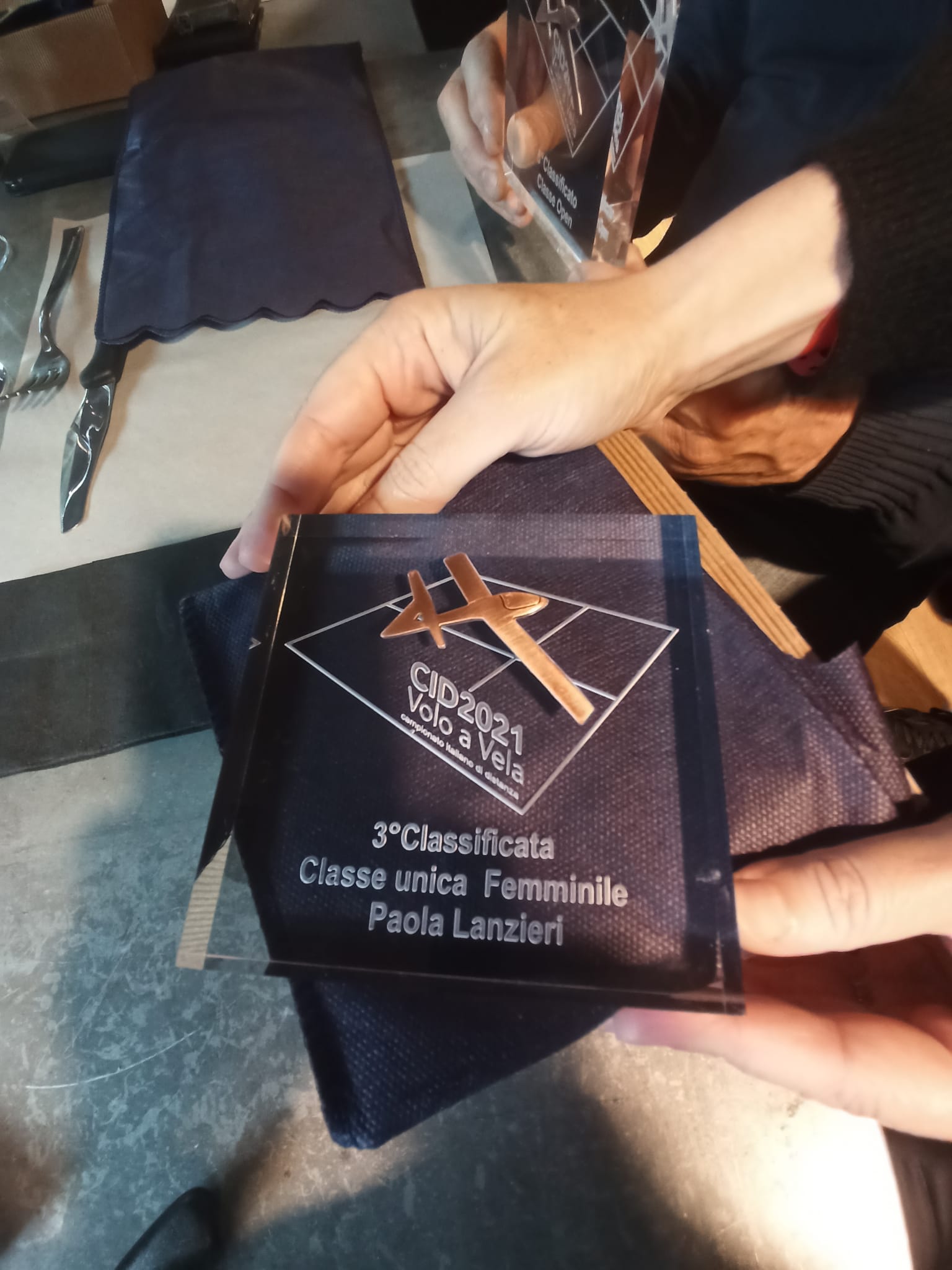 Aa0de50b d1db 4655 8c8c 0a7cfd3a3a09