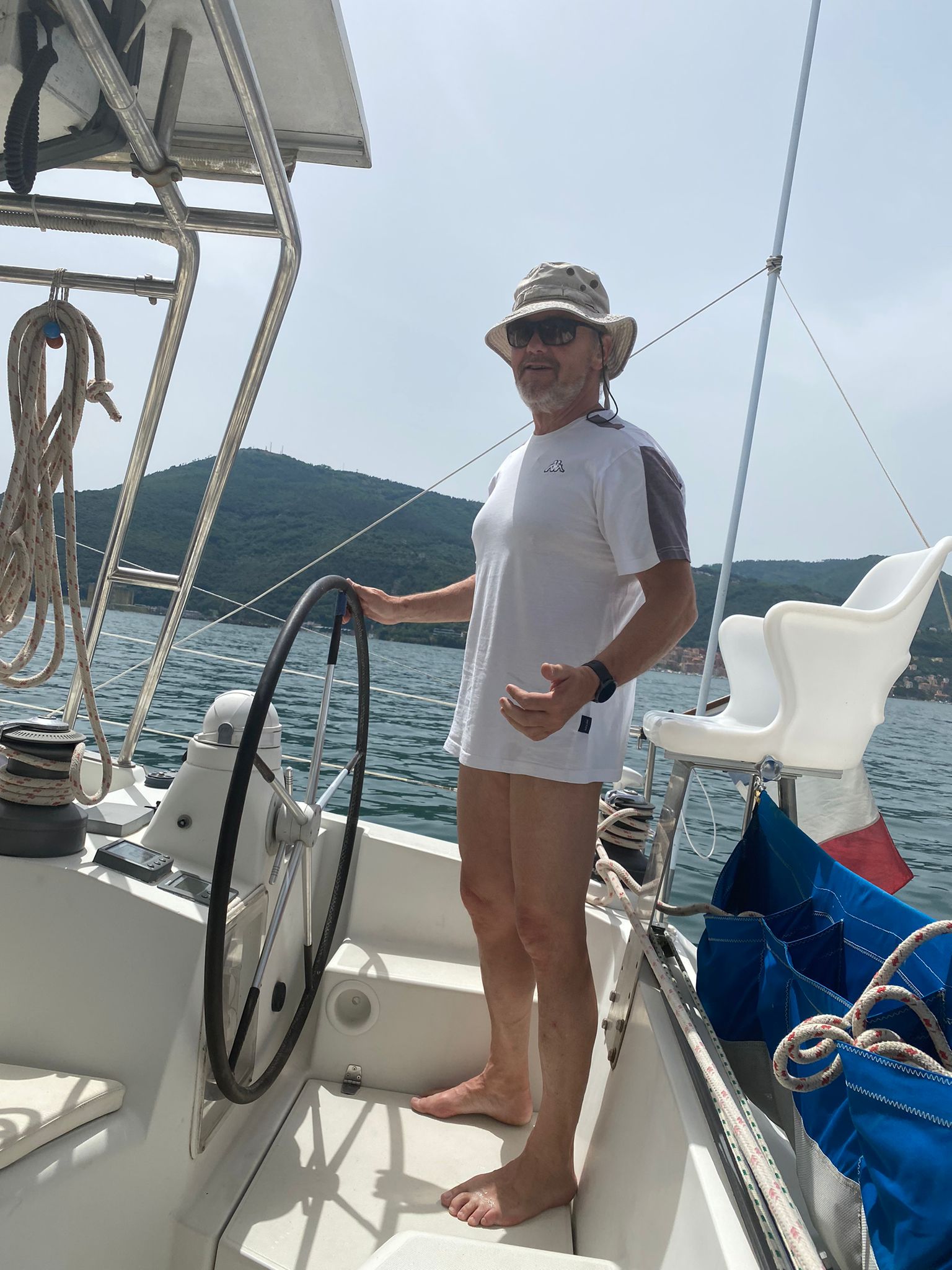 869306e5 acba 4453 a446 238d45156625