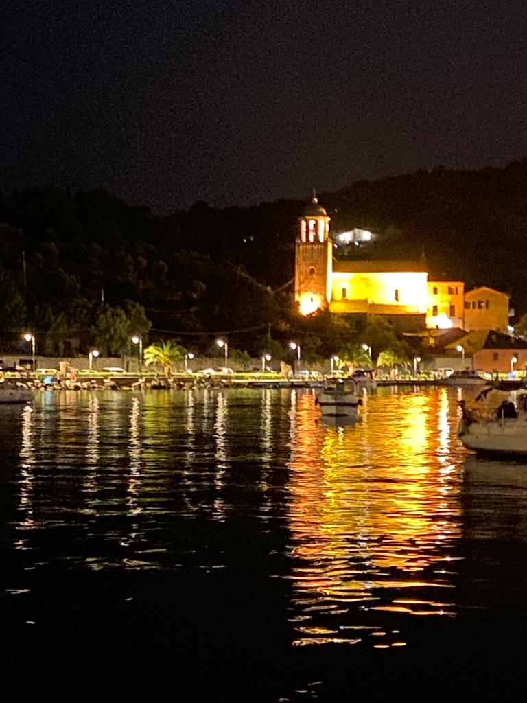 Bbfd4cc2 f965 41be b839 45a0d2feea5e